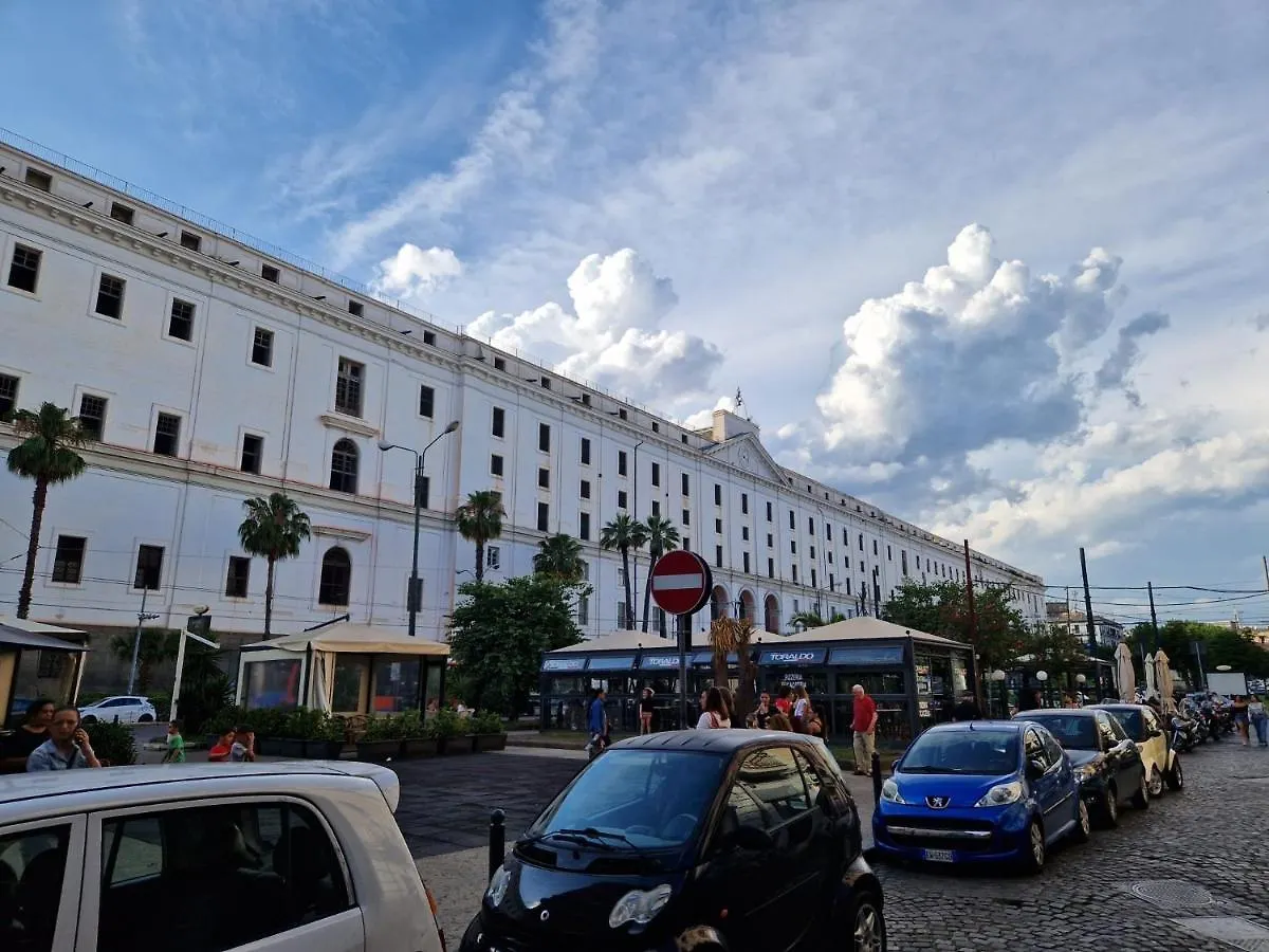 Non Pensarci Appartamento Napoli Italia