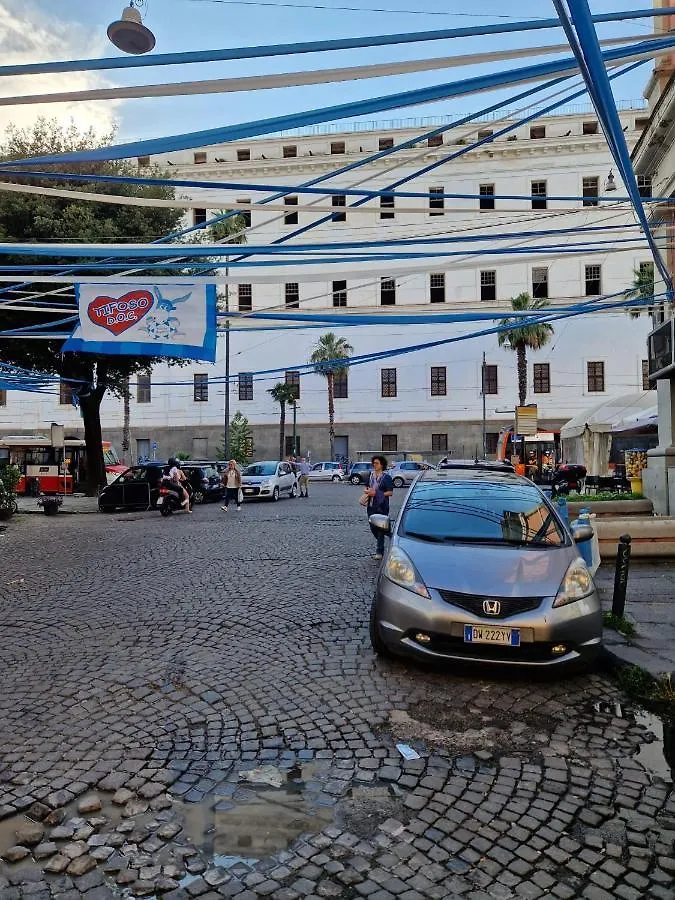Non Pensarci Appartamento Napoli Italia